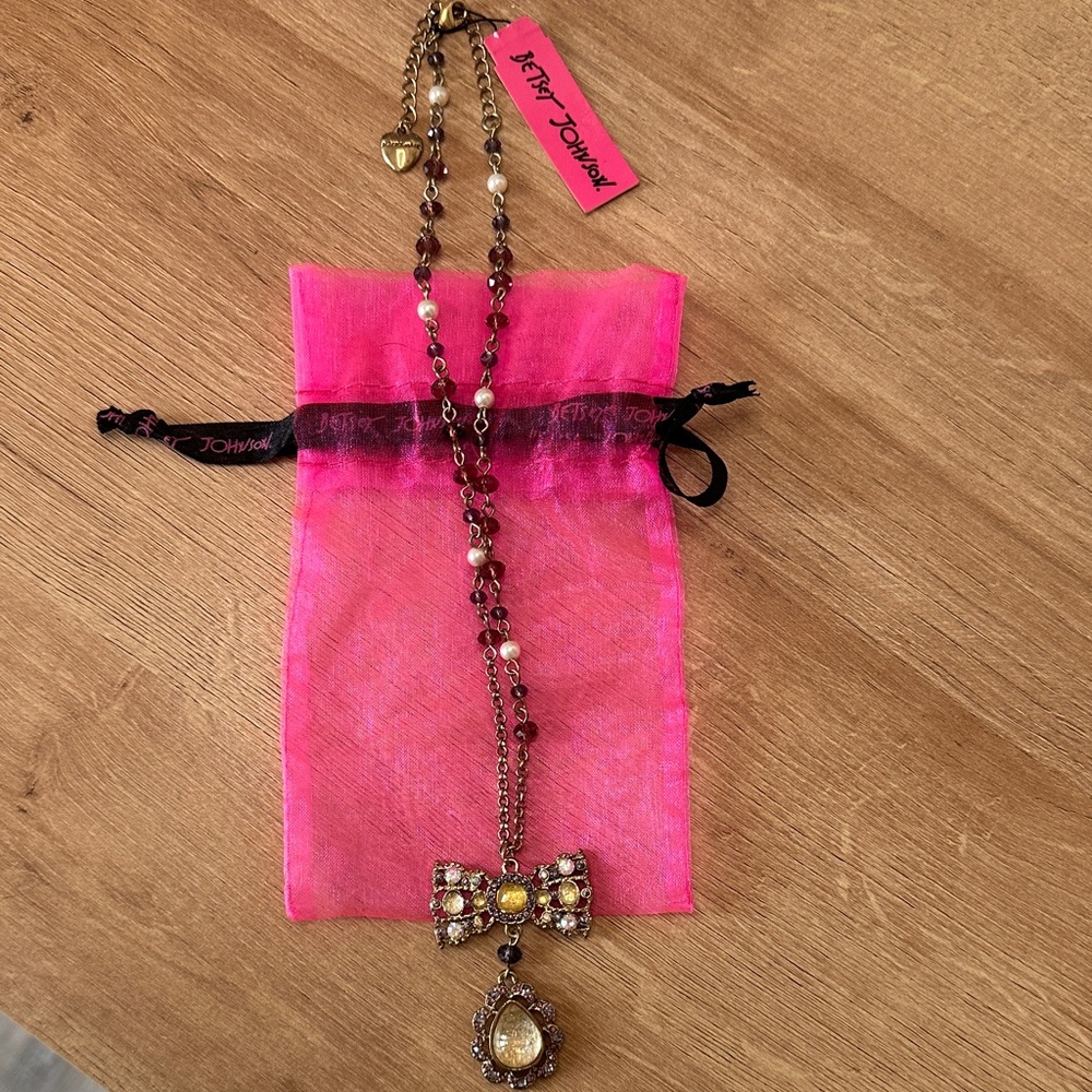 Betsey Johnson Vintage gold bow necklace